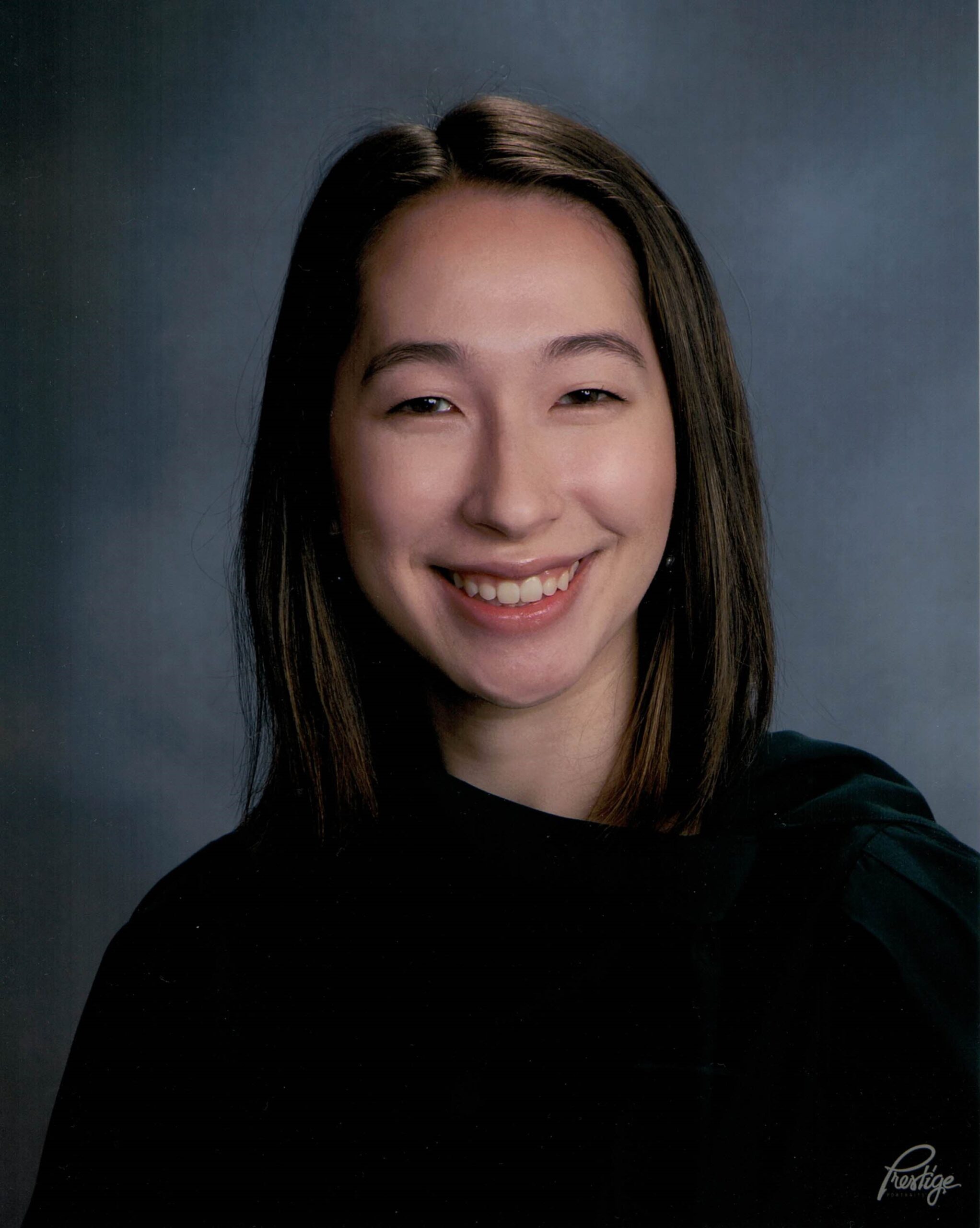 Headshot image of Hannah Schneider