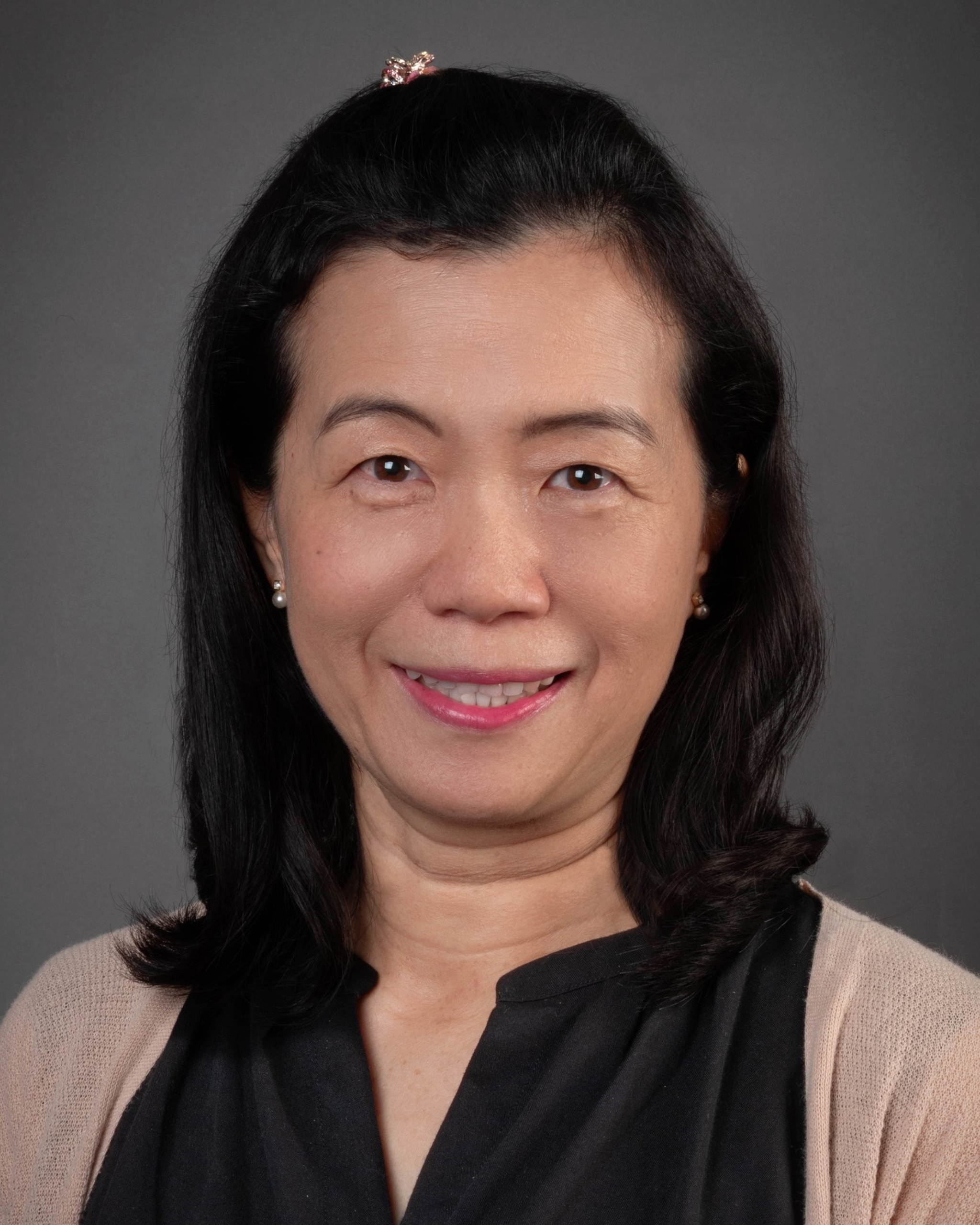 Dorothy Stearns headshot