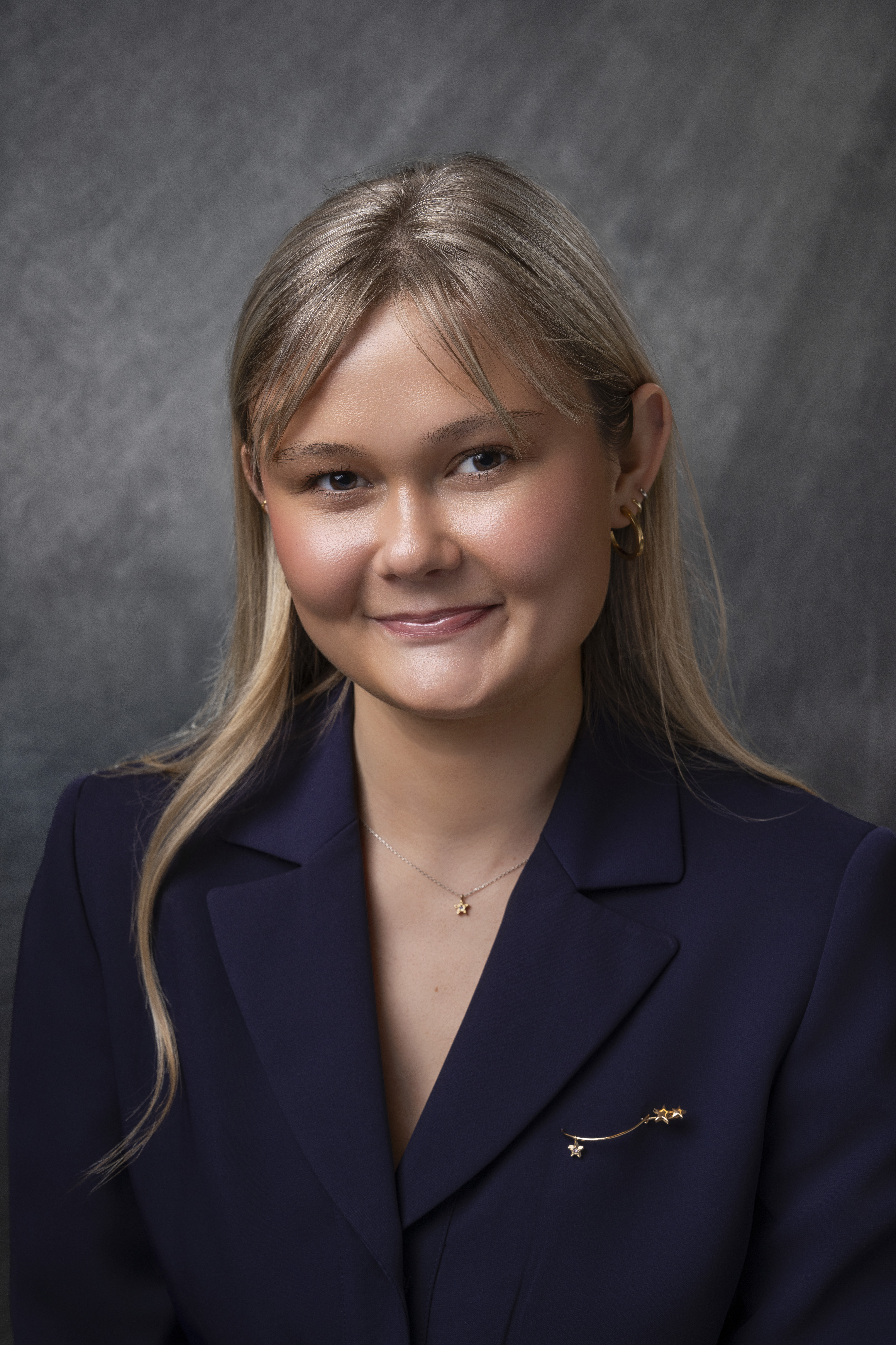 Emily Moore Headshot.
