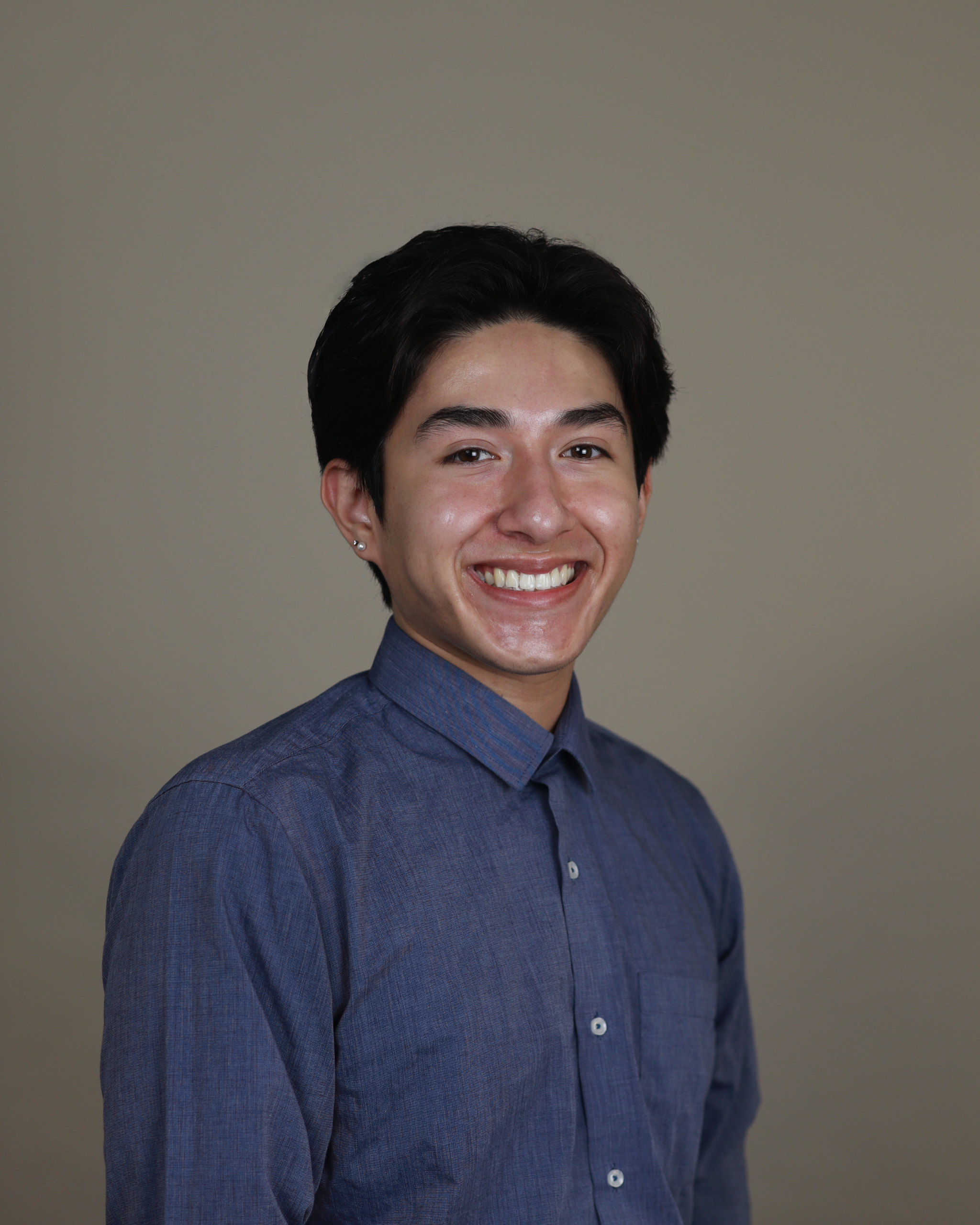 Ruben Aldaco Headshot.